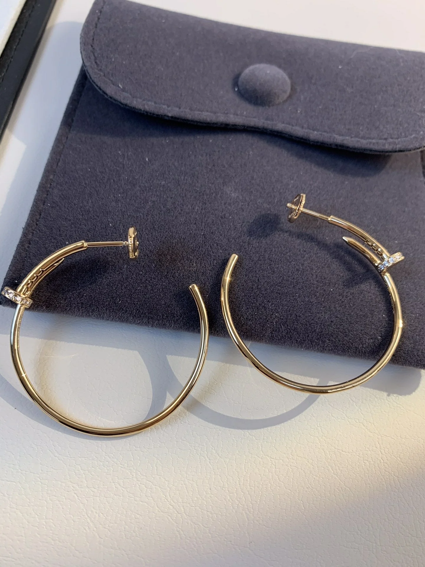 [Cartier]JUSTE EARRINGS GOLD DIAMONDS 1.8MM