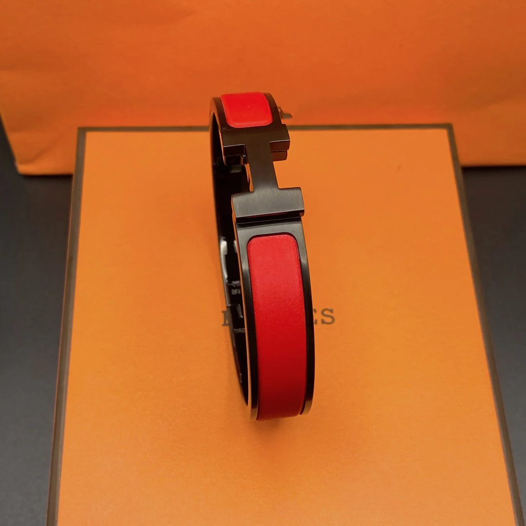 [Hermes]CLIC HM SO BLACK RED BRACELET