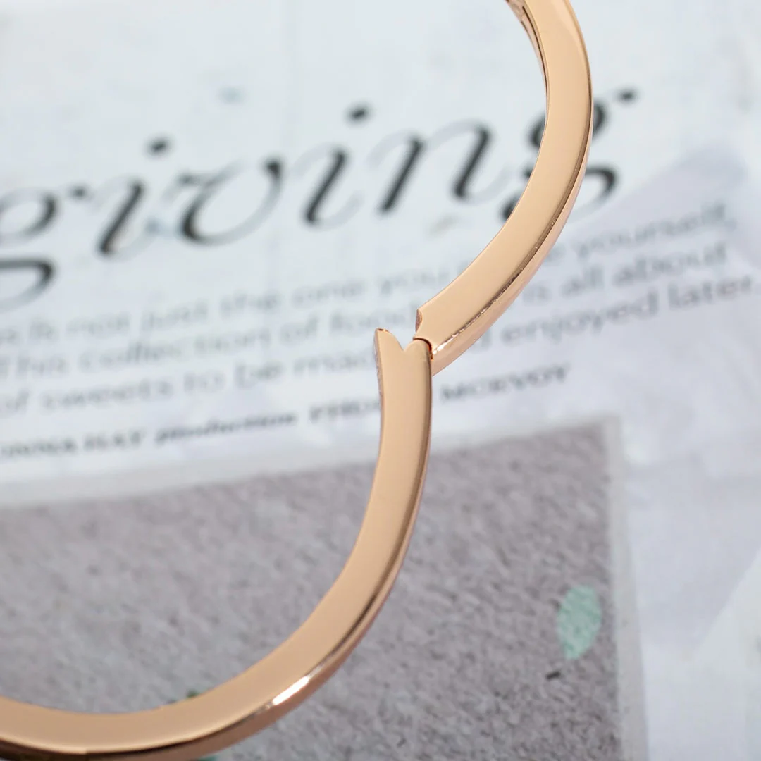 [Bulgari]DREAM BRACELET OPEN PINK GOLD MOP DIAMOND