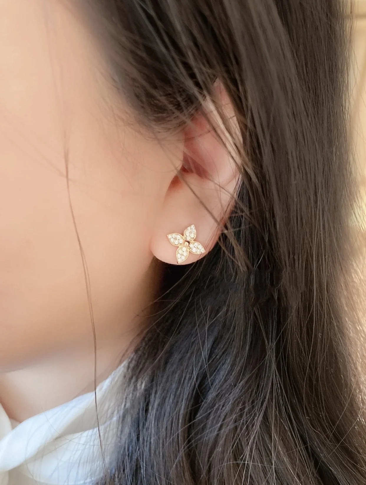 [Louis vuitton]STAR BLOSSOM STUD EARRINGS PINK GOLD DIAMONDS