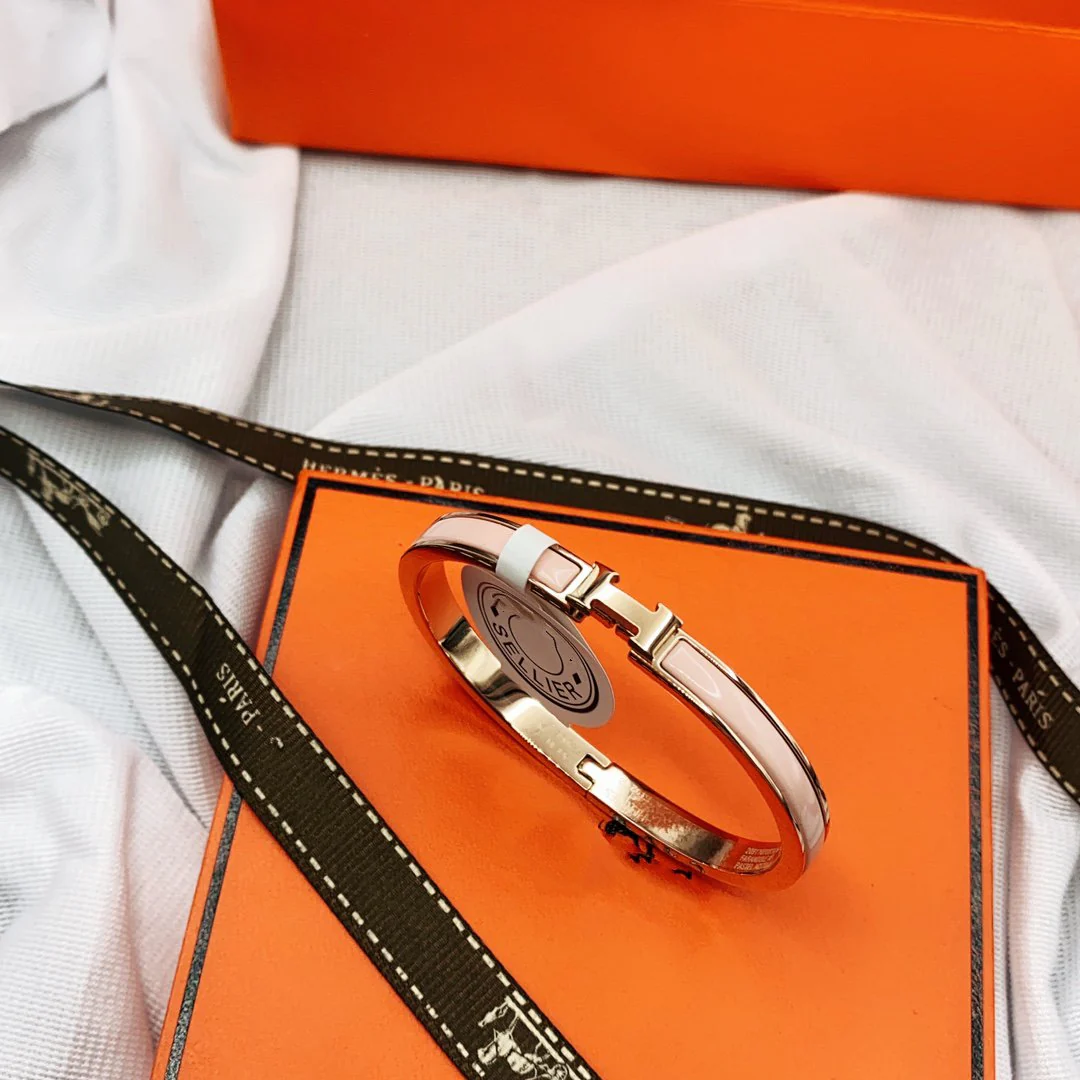 [Hermes]CLASSIC HM CLIC  PINK 8MM ENAMEL BRACELET