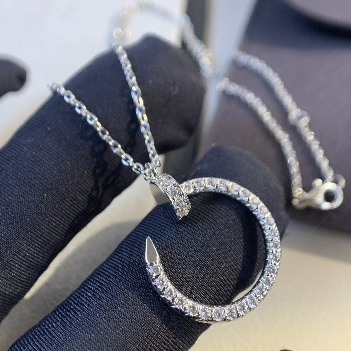 [Cartier]JUSTE NECKLACE SILVER DIAMONDS