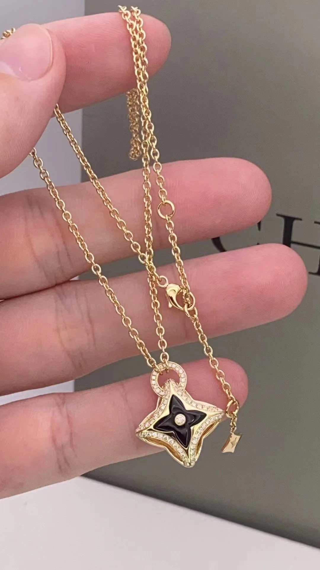 [Louis vuitton]STAR PEDANT PINK GOLD DIAMOND NECKLACE