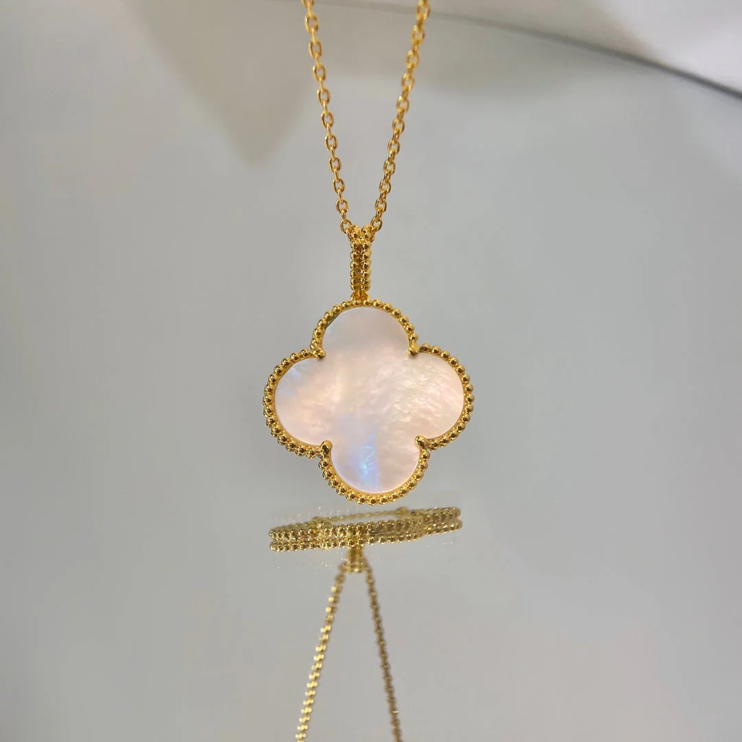 [Van Cleef & Arpels] 25MM MOP LARGE PENDANT NECKLACE