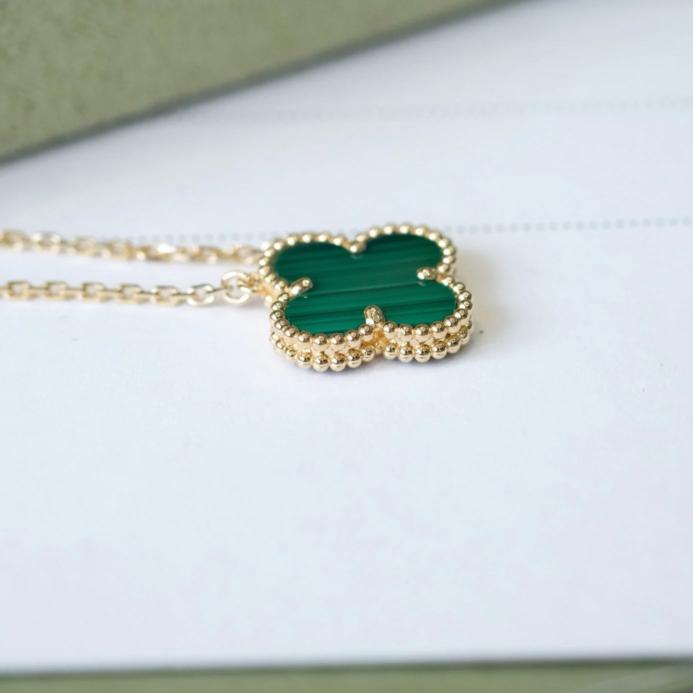 [Van Cleef & Arpels] 15MM MALACHITE SINGLE FLOWER  NECKLACE