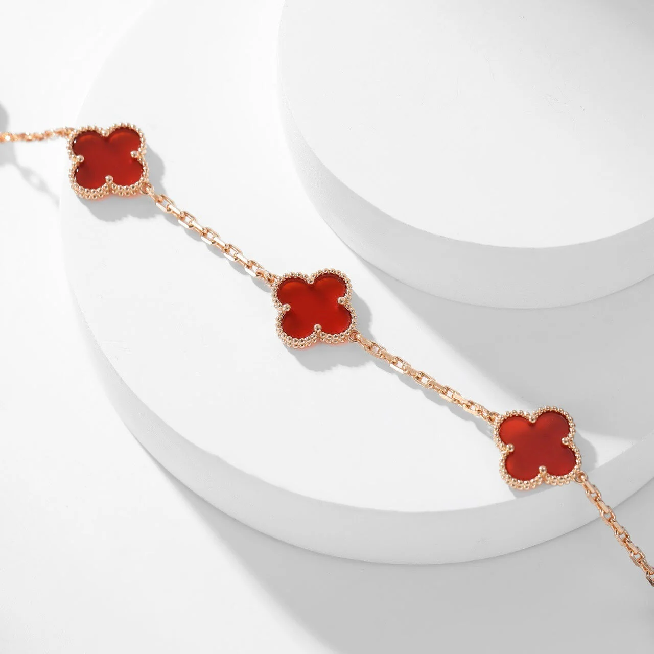 [Van Cleef & Arpels] 10 MOTIFS CARNELIAN NECKLACE