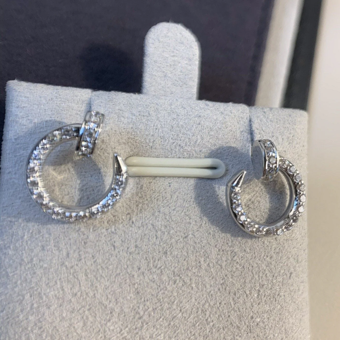 [Cartier]JUSTE EARRINGS SILVER DIAMONDS