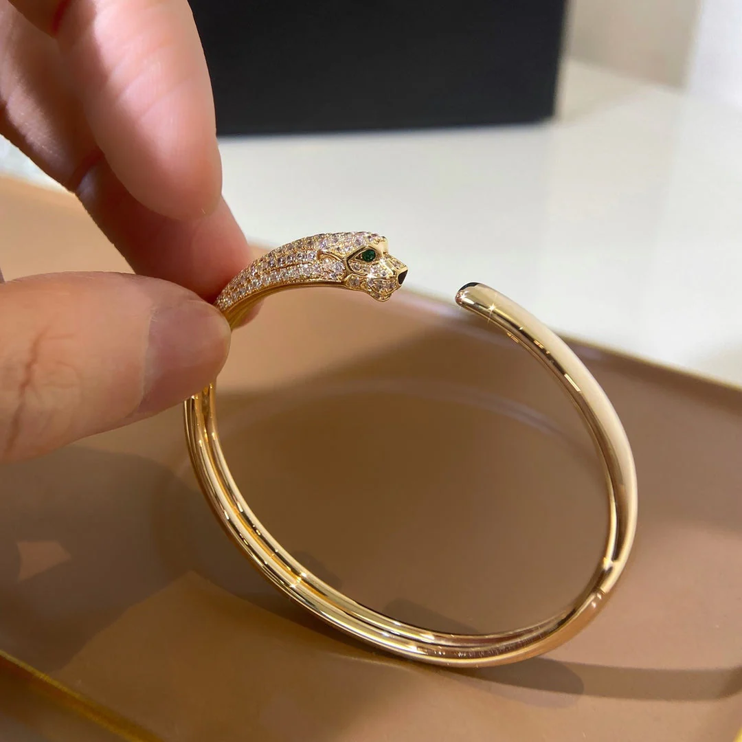 [Cartier]PANTHERE GOLD DIAMOND OPEN BRACELET