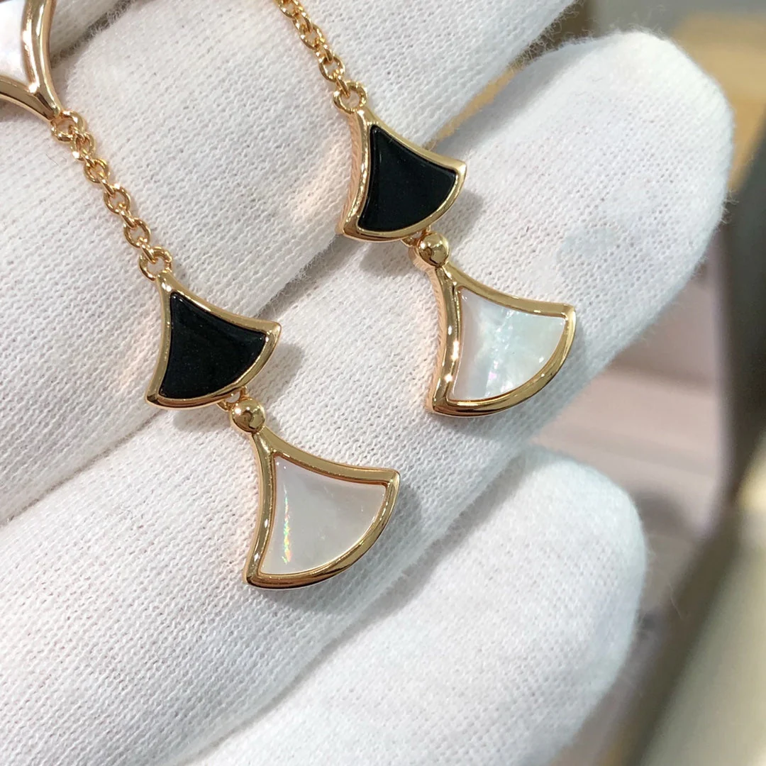 [Bulgari]DREAM EARRINGS 3 MOTIFS ONYX MOP PINK GOLD