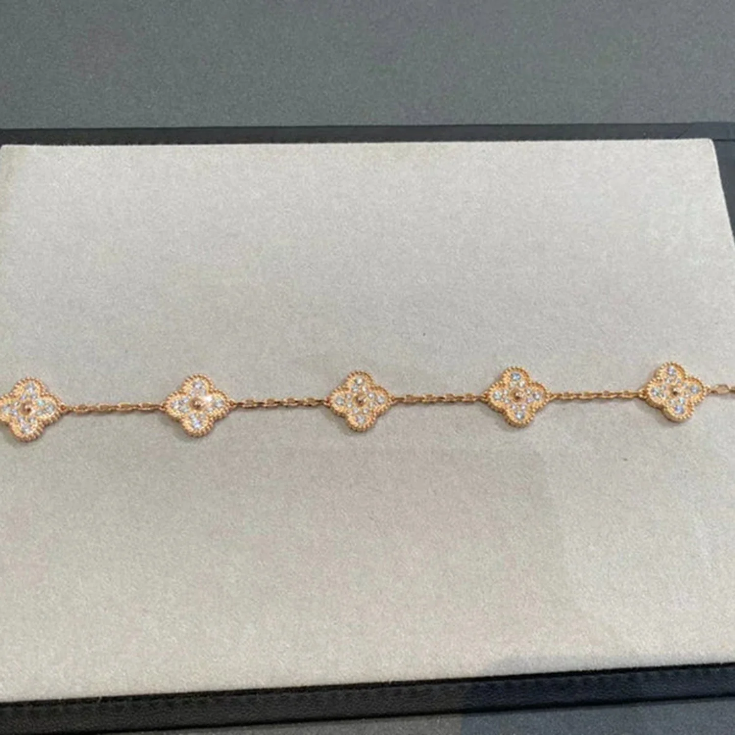 [Van Cleef & Arpels] 5 MOTIFS  FULL DIAMOND BRACELET