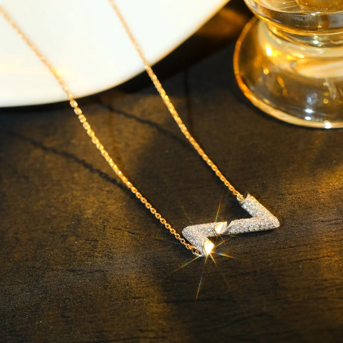 [Louis vuitton]VOLT SILVER DIAMOND PEDANT NECKLACE