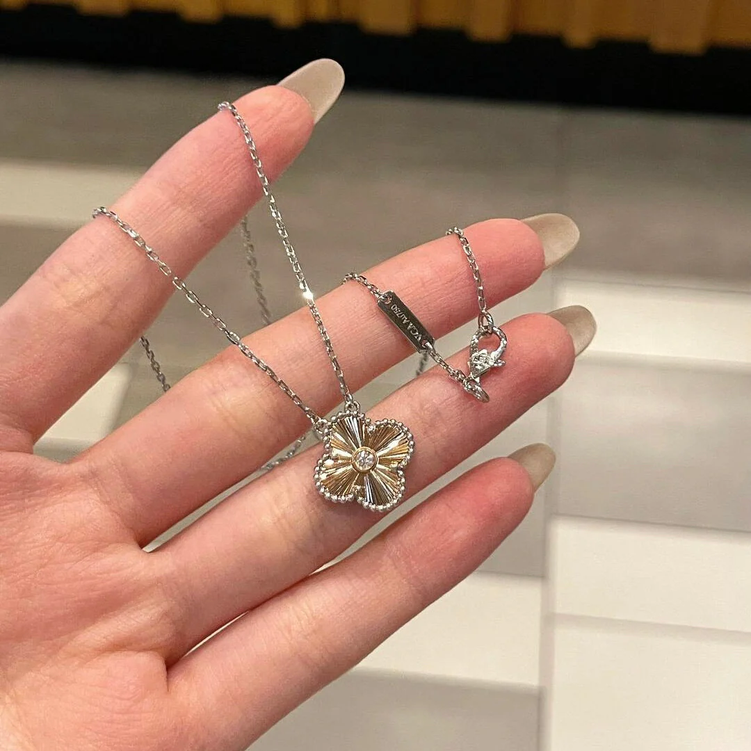 [Van Cleef & Arpels] 15MM DIAMOND LASER NECKLACE- CHRISTMAS 2024 SPECIAL EDITION