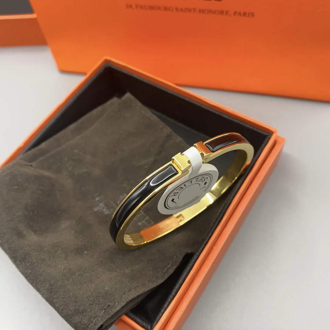 [Hermes]CLASSIC HM CLIC BLACK 8MM ENAMEL BRACELET