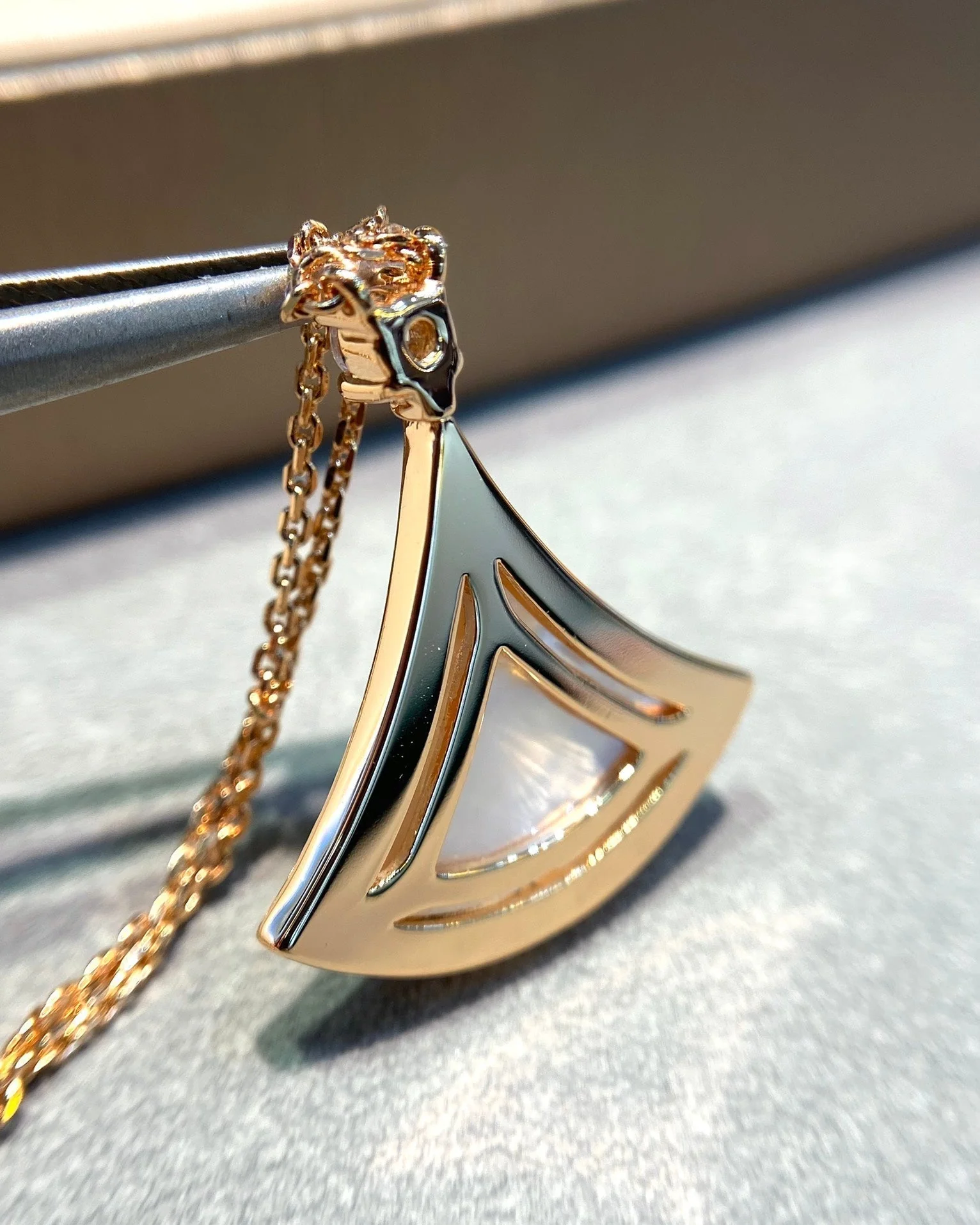 [Bulgari]DREAM MOP DIAMOND PAVED PINK GOLD NECKLACE