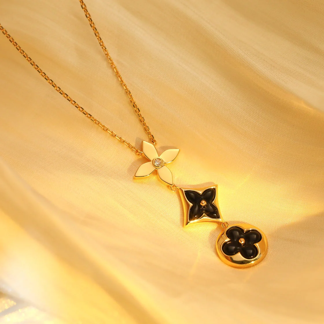 [Louis vuitton]STAR AND SUN ONYX PINK GOLD NECKLACE