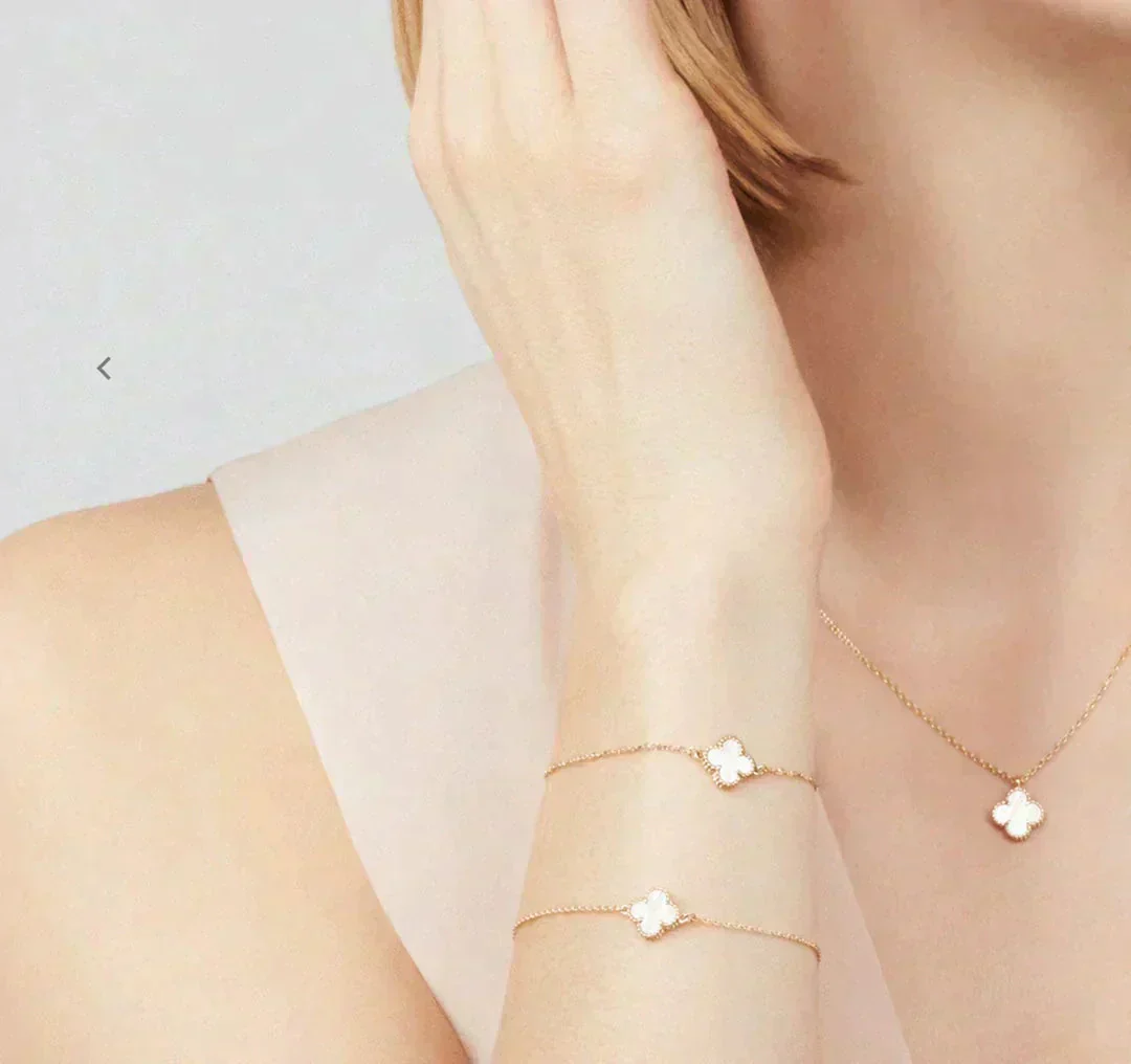 [Van Cleef & Arpels] MINI 9.5MM WHITE MOTHER-OF-PEARL NECKLACE