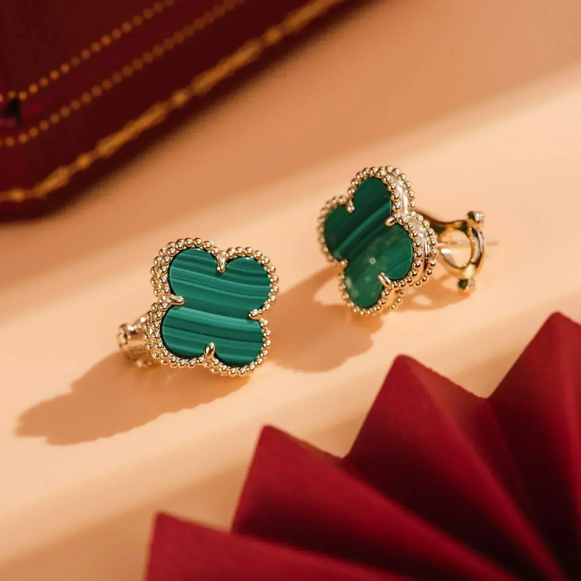[Van Cleef & Arpels] MEDIUM 1 MOTIFS MALACHITE  EARRINGS