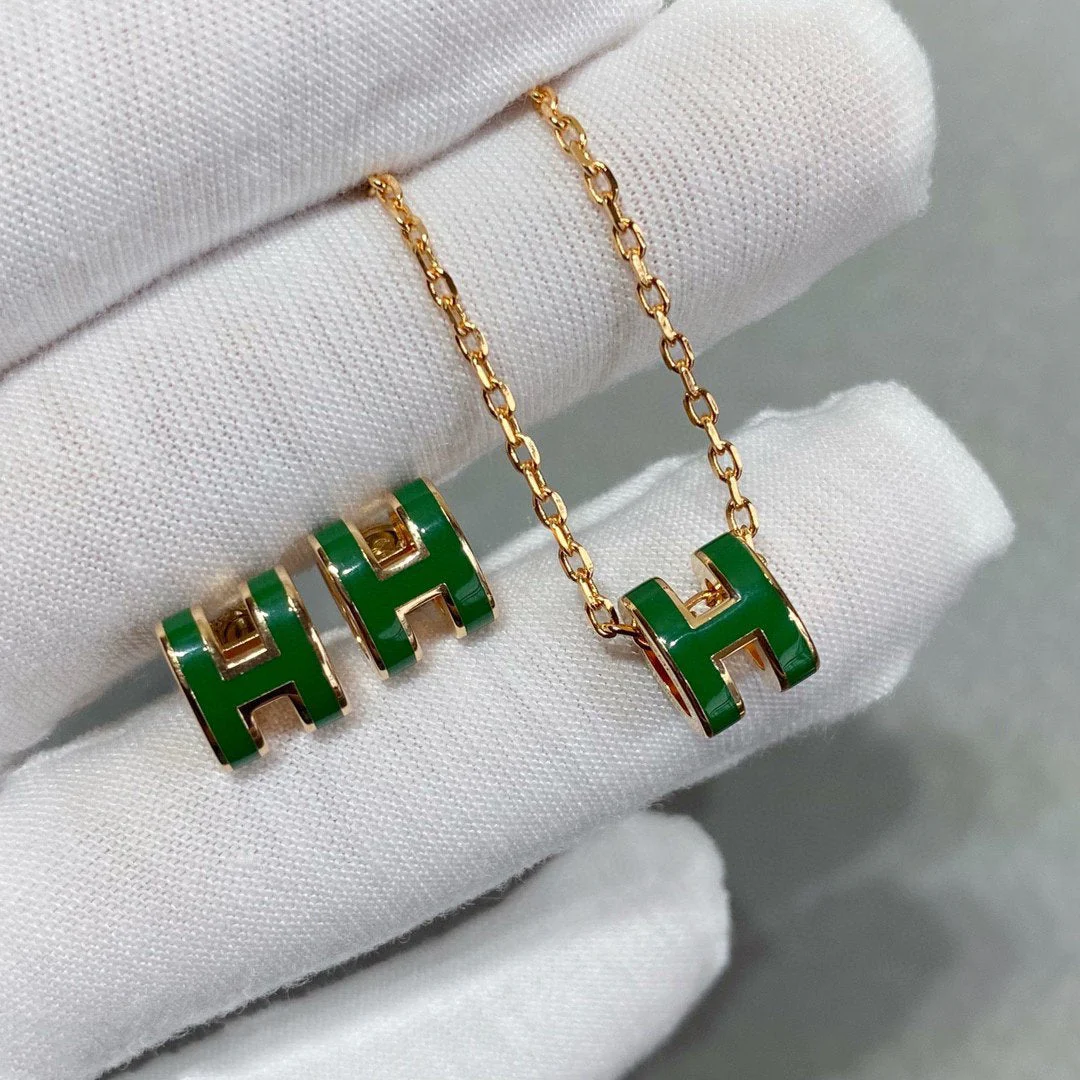 [Hermes]POP H GREEN NECKLACE SILVER AND GOLD