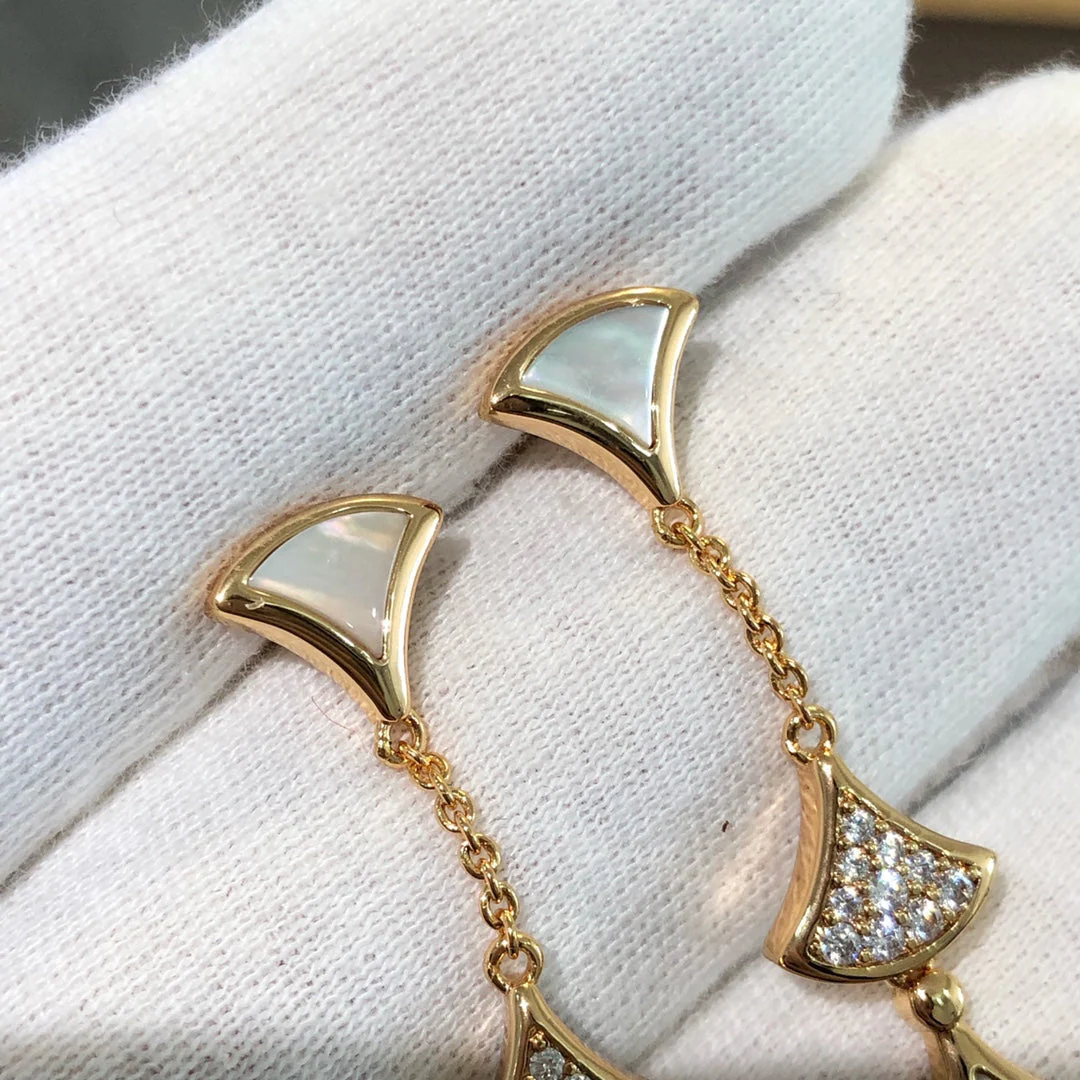 [Bulgari]DREAM EARRINGS 3 MOTIFS DIAMOND MOP PINK GOLD