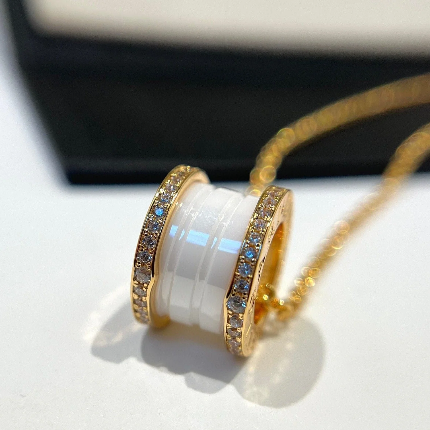 [Bulgari]ZERO 1 WHITE CERAMIC DIAMOND PINK GOLD NECKLACE