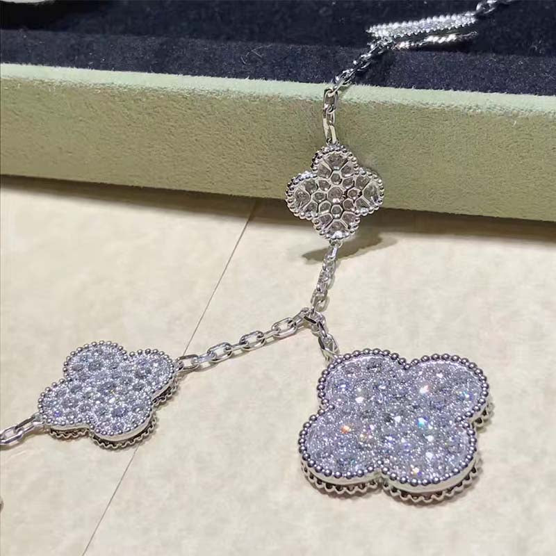 [Van Cleef & Arpels] 6 MOTIFS SILVER DIAMOND BRACELET