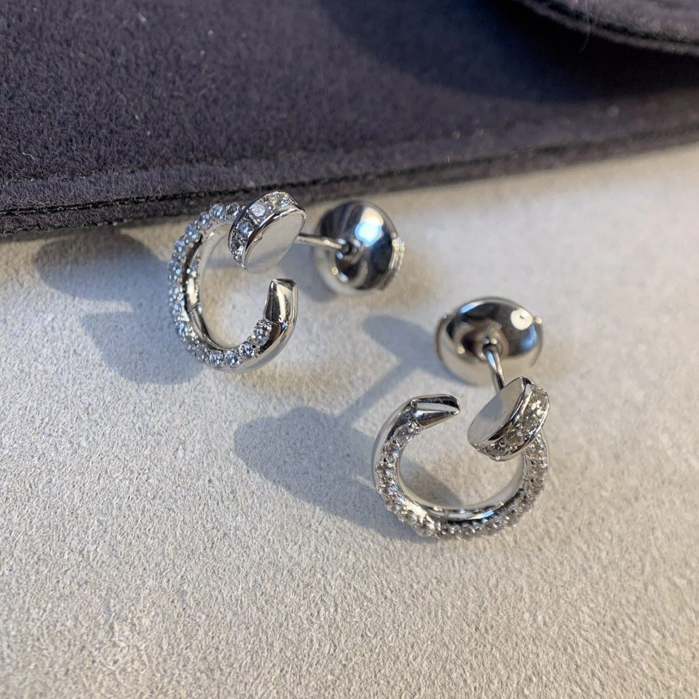 [Cartier]JUSTE EARRINGS SILVER DIAMONDS