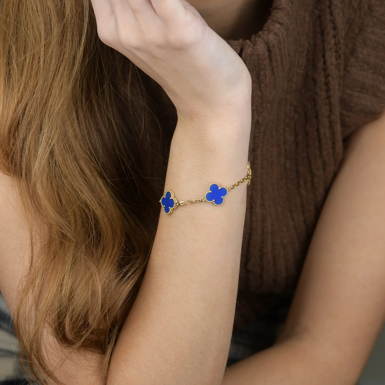[Van Cleef & Arpels] 5 MOTIFS BLUE AGATE BRACELET