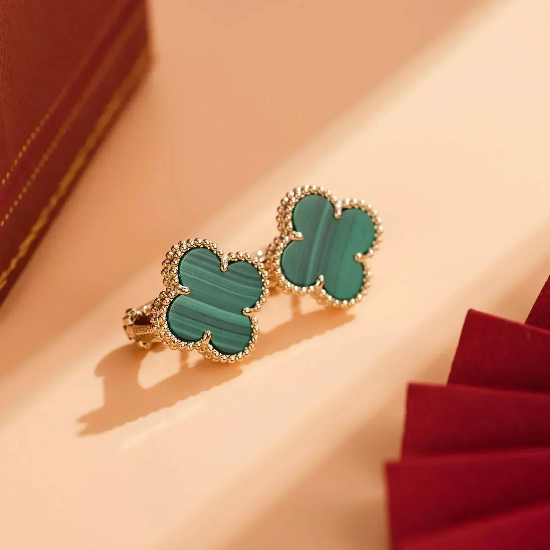 [Van Cleef & Arpels] MEDIUM 1 MOTIFS MALACHITE  EARRINGS