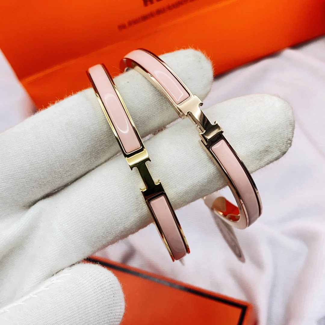 [Hermes]CLASSIC HM CLIC  PINK 8MM ENAMEL BRACELET