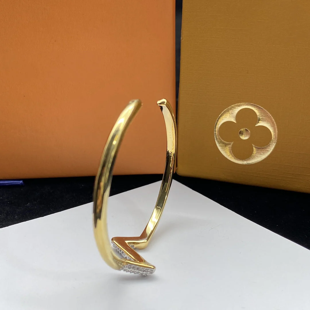 [Louis vuitton]VOLTE UPSITE DOWN DIAMOND GOLD OPEN BRACELET