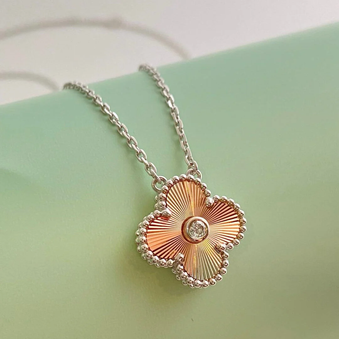 [Van Cleef & Arpels] 15MM DIAMOND LASER NECKLACE- CHRISTMAS 2024 SPECIAL EDITION