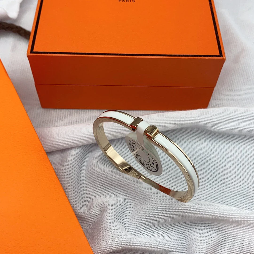 [Hermes]CLASSIC HM CLIC WHITE 8MM ENAMEL BRACELET