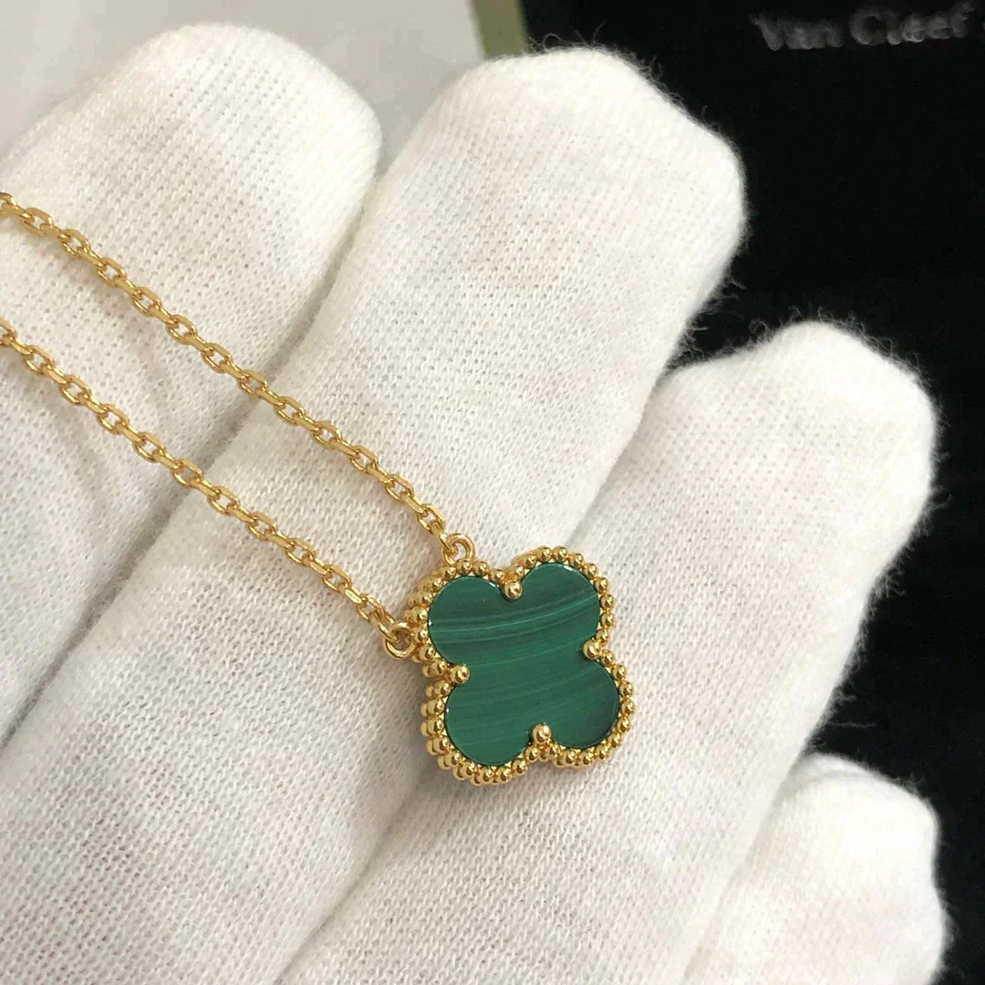 [Van Cleef & Arpels] 15MM MALACHITE SINGLE FLOWER  NECKLACE