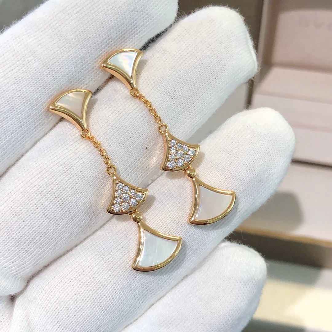 [Bulgari]DREAM EARRINGS 3 MOTIFS DIAMOND MOP PINK GOLD