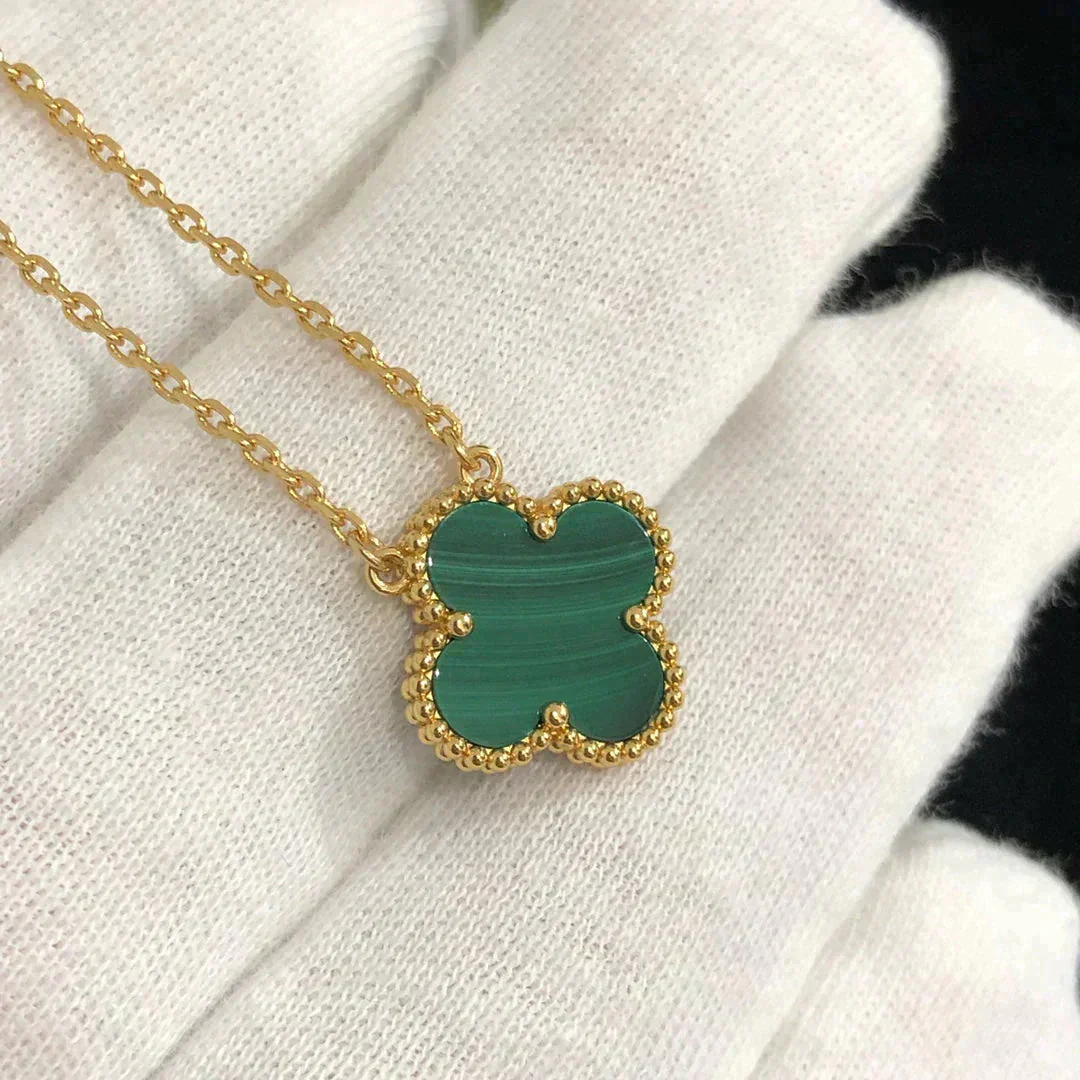 [Van Cleef & Arpels] 15MM MALACHITE SINGLE FLOWER  NECKLACE
