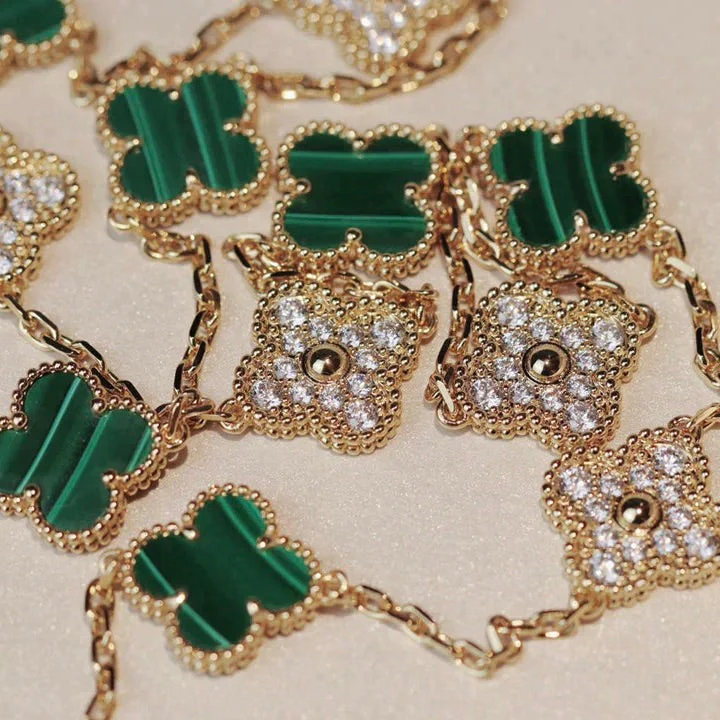 [Van Cleef & Arpels] 20 MOTIFS MALACHITE DIAMOND NECKLACE