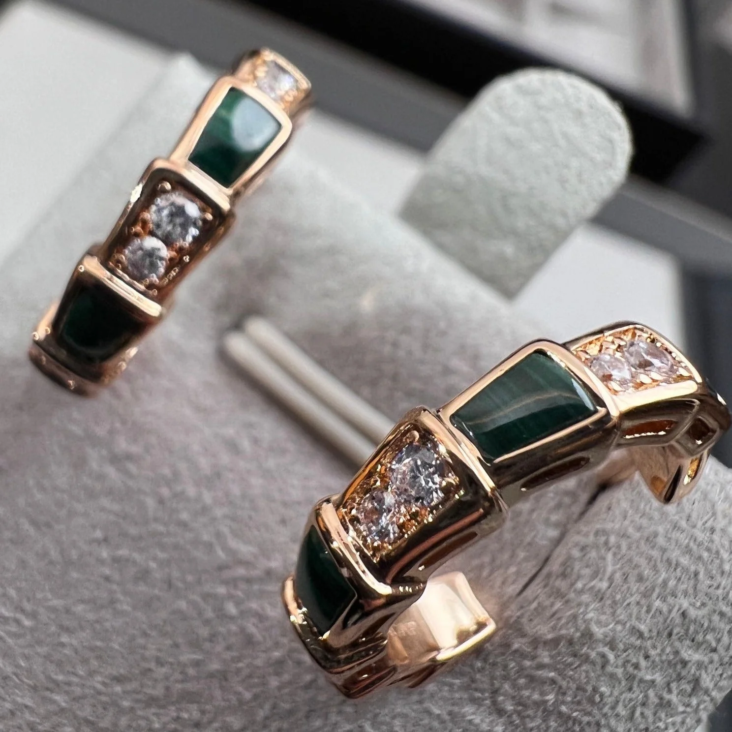 [Bulgari]SERPENTI MALACHITE PINK GOLD EARRINGS
