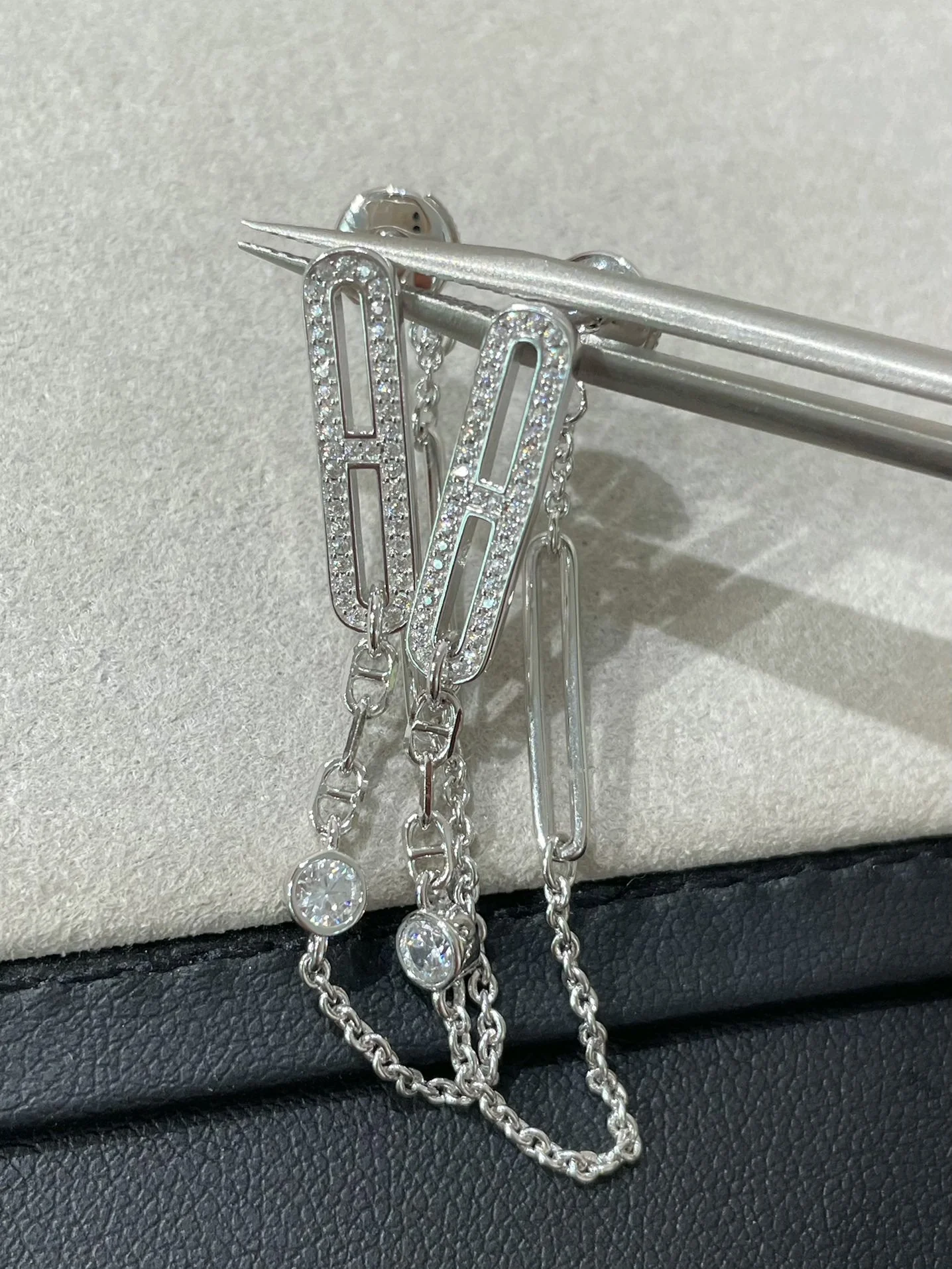 [Hermes]CHAINE CHAOS DIAMOND DROP EARRINGS