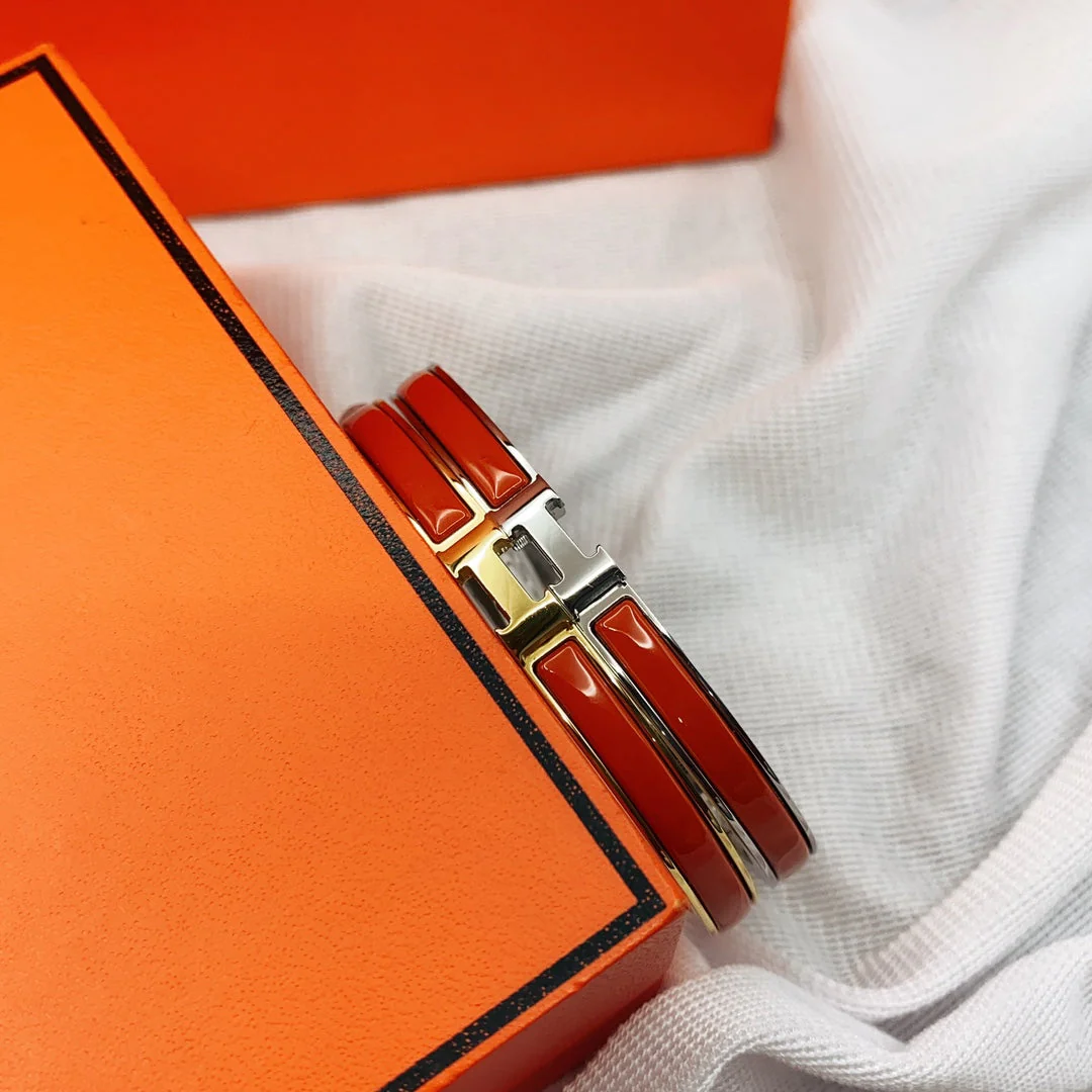 [Hermes]CLASSIC HM CLIC RED 8MM ENAMEL BRACELET