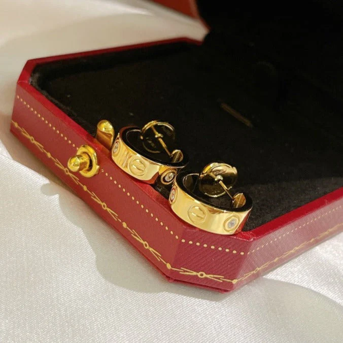 [Cartier]LOVE EARRINGS 5.7MM 2 DIAMONDS