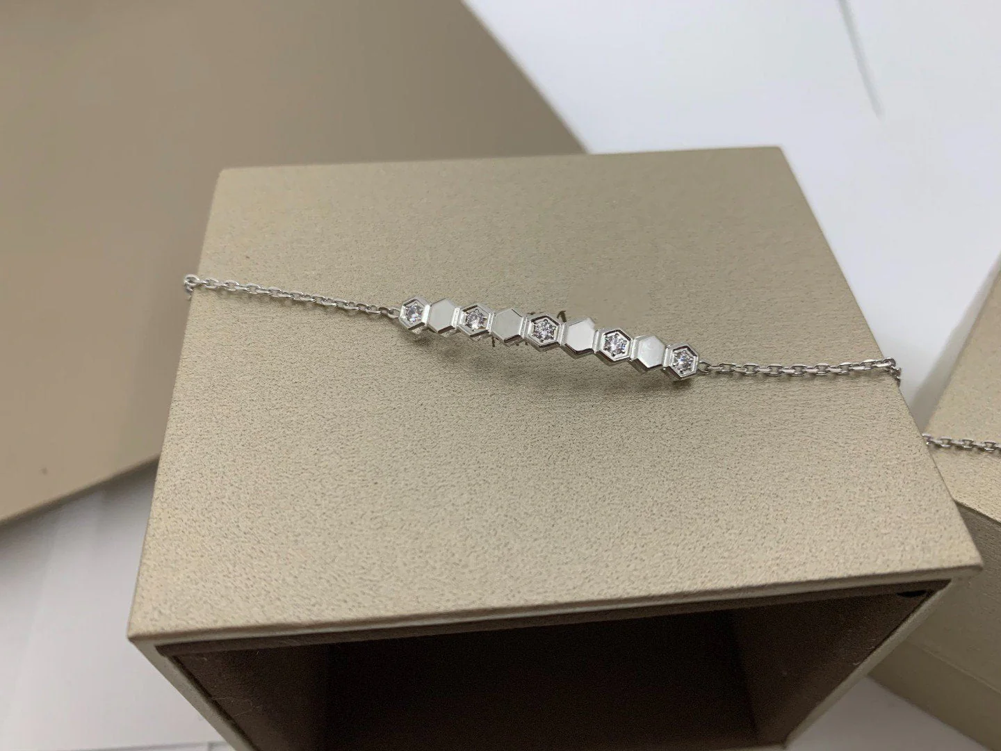 [Chaumet]BEE LOVE BRACELET DIAMOND