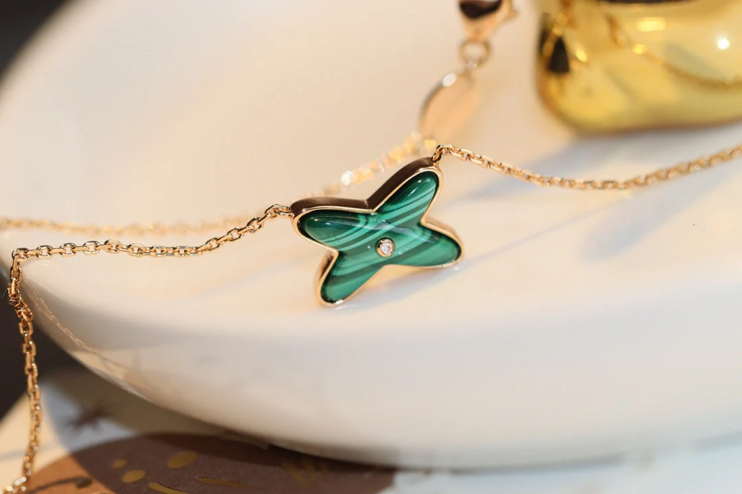 [Chaumet]JEUX MALACHITE 1 DIAMOND PINK GOLD NECKLACE