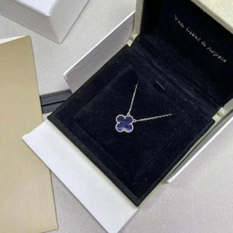 [Van Cleef & Arpels] 15MM PIETERSITE NECKLACE SILVER