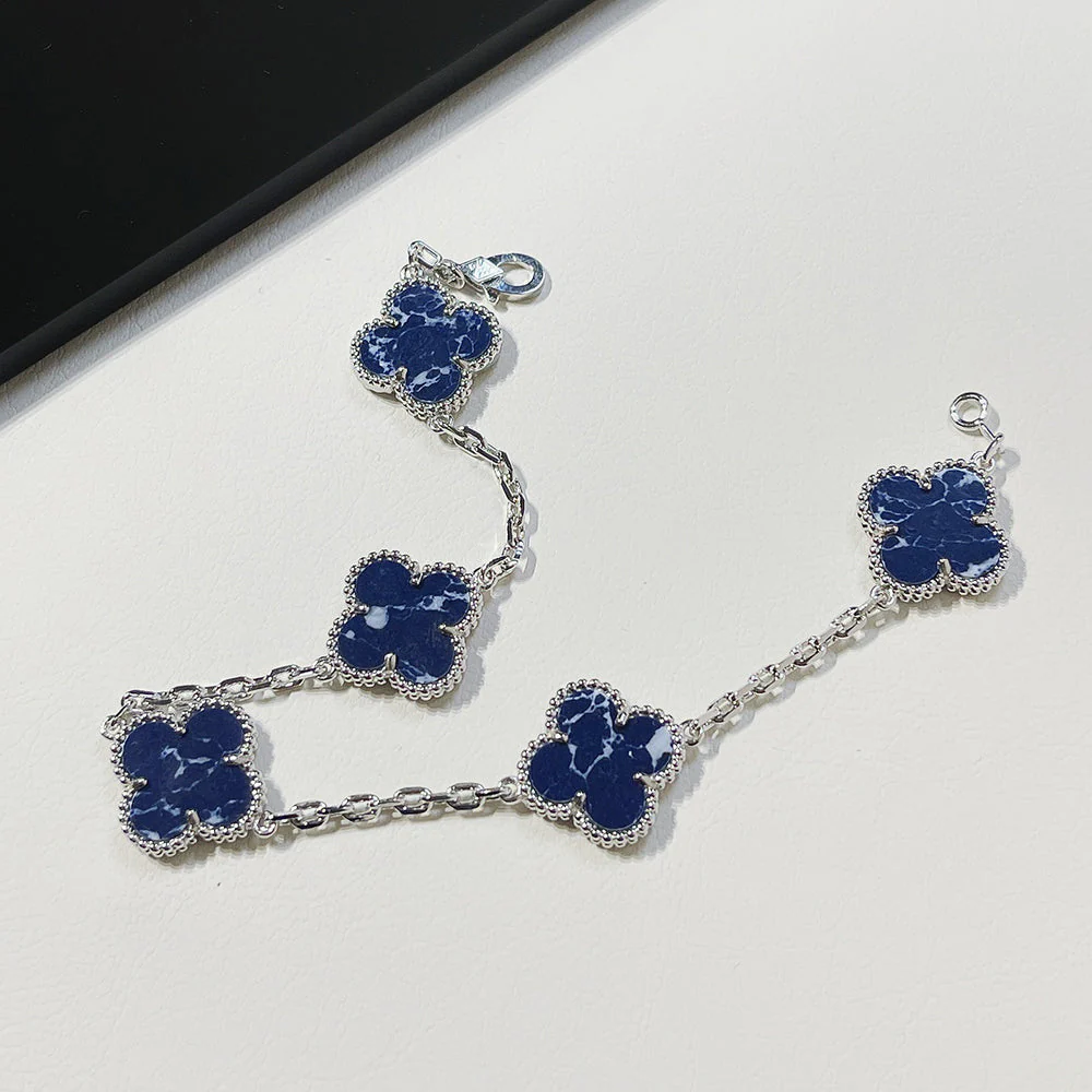[Van Cleef & Arpels] 5 MOTIF PIETERSITE SILVER BRACELET