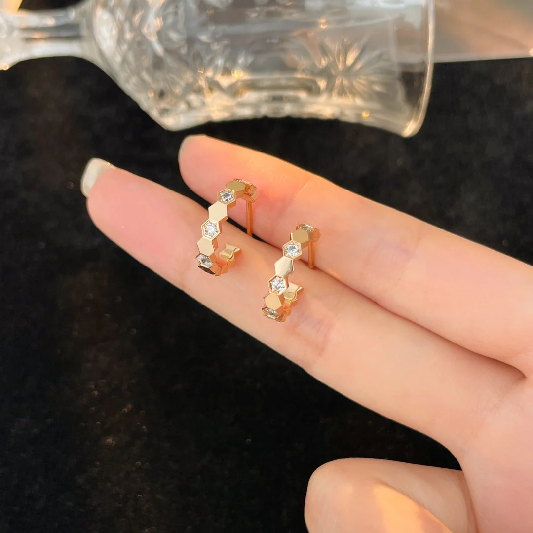[Chaumet]BEE LOVE DIAMOND HOOP EARRINGS