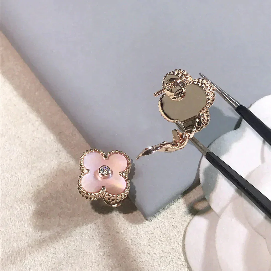[Van Cleef & Arpels] MEDIUM 1 MOTIFS  PINK MOP DIAMOND EARRINGS