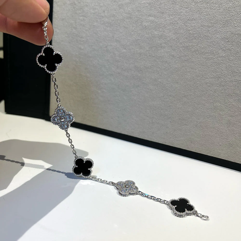 [Van Cleef & Arpels] 5 MOTIF ONYXS DIAMOND BRACELET SILVER