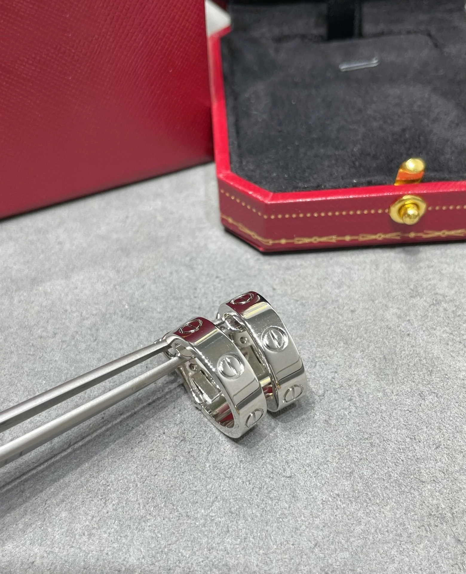 [Cartier]LOVE 5.5MM EARRINGS