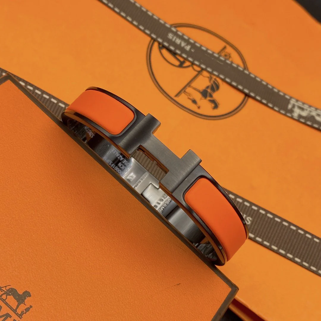 [Hermes]CLIC HM SO BLACK OREGAN BRACELET