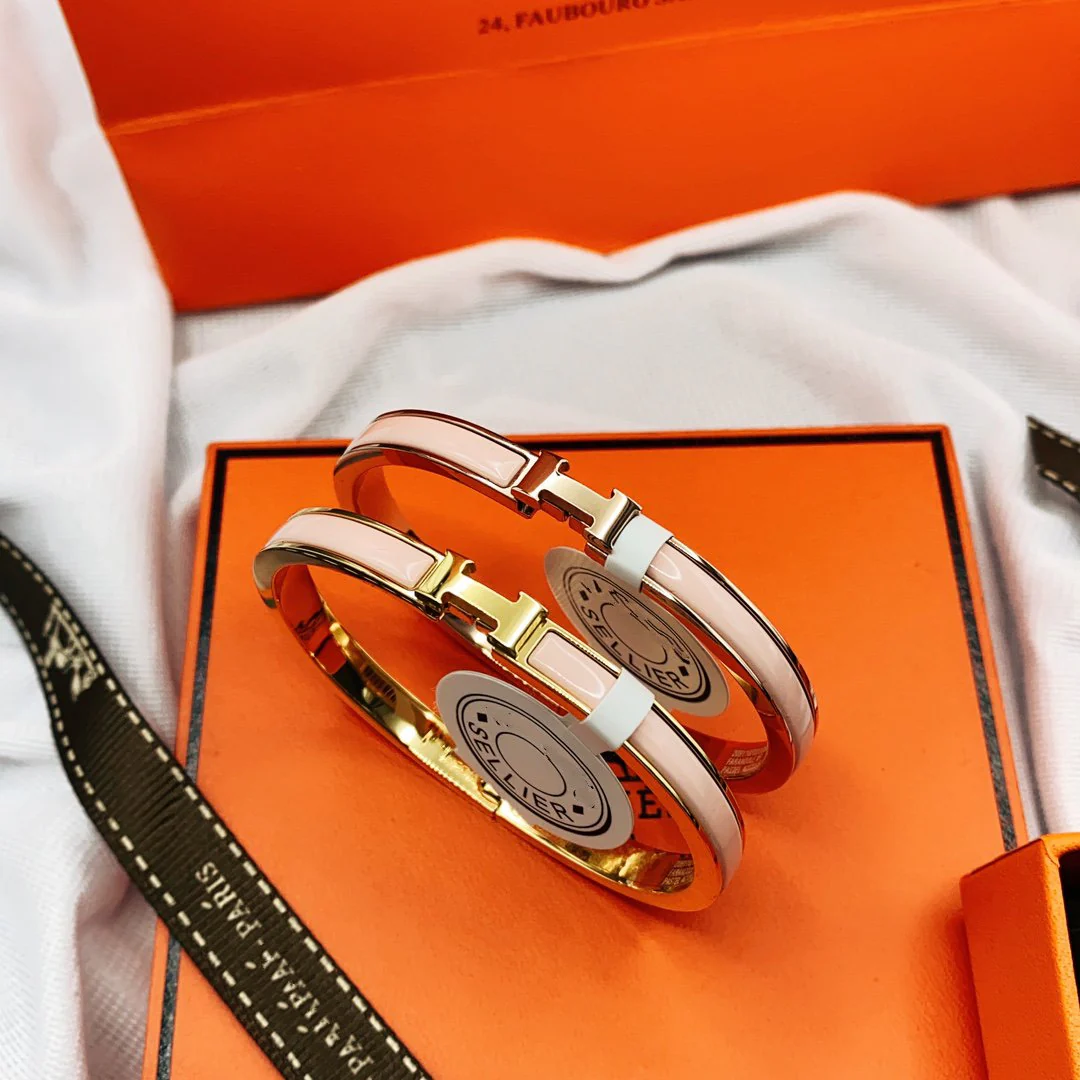 [Hermes]CLASSIC HM CLIC  PINK 8MM ENAMEL BRACELET